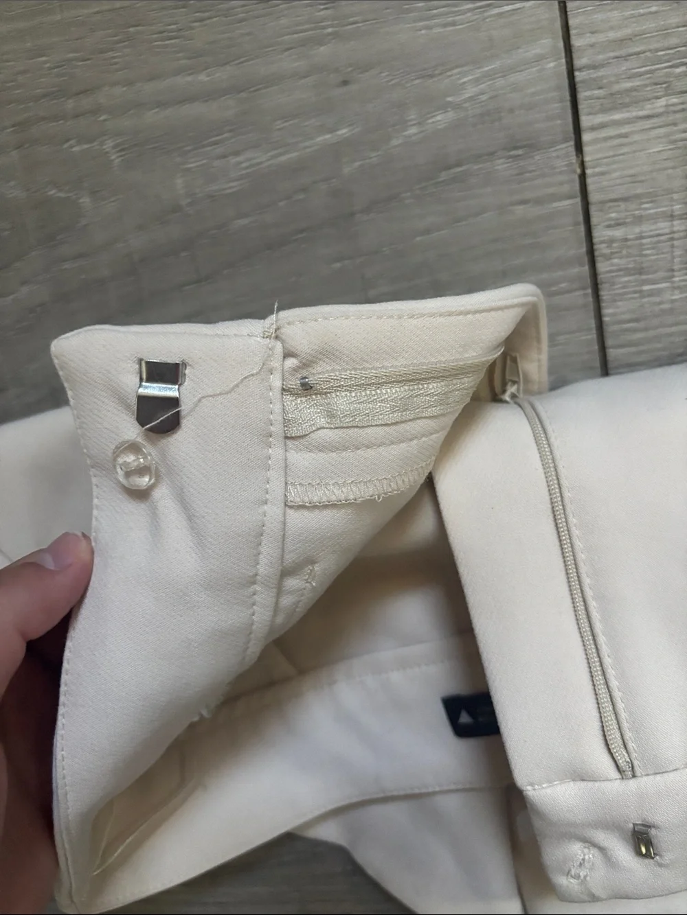 Zara Cream-White Mini Skort with Front Seam Detail mid/high waisted - Picture 5 of 5